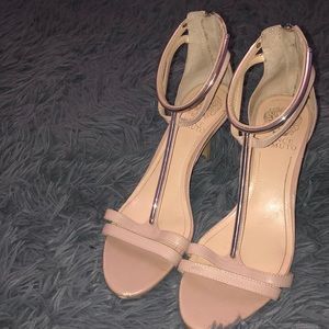 Vince Camuto Light Pink & Silver Heels🎀